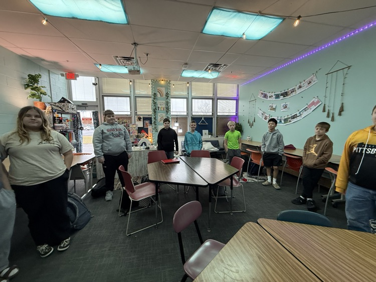 GMS students have started a new quarter- which means brand new Encore classes! Today, 6th graders in Mrs. DeNu's Digital Media class played a little "getting to know you name game." 