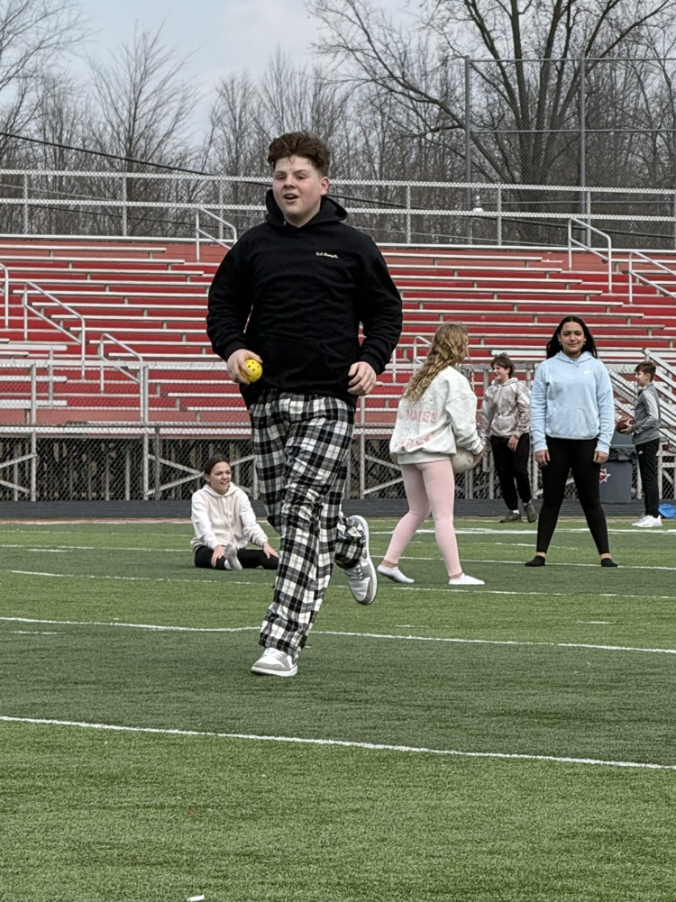 GMS Encore students were so happy to enjoy the fresh air and a little glimpse of spring! Being active outside can change your whole day!