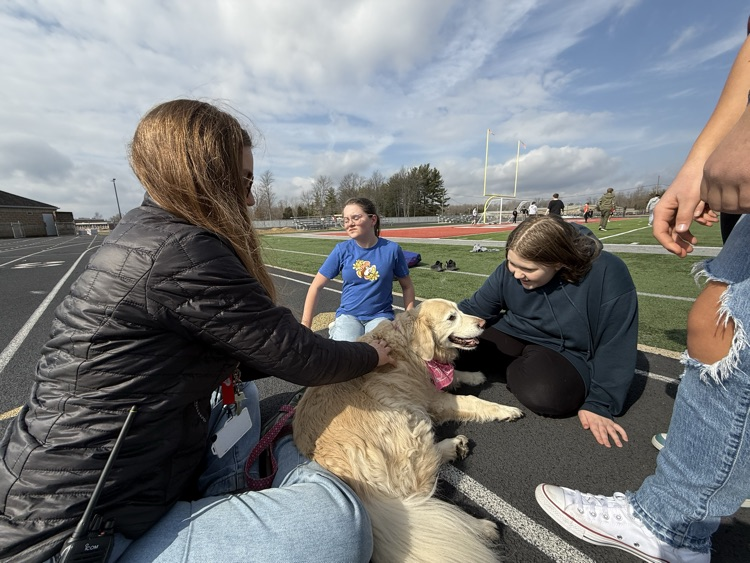 GMS Encore students were so happy to enjoy the fresh air and a little glimpse of spring! Being active outside can change your whole day!