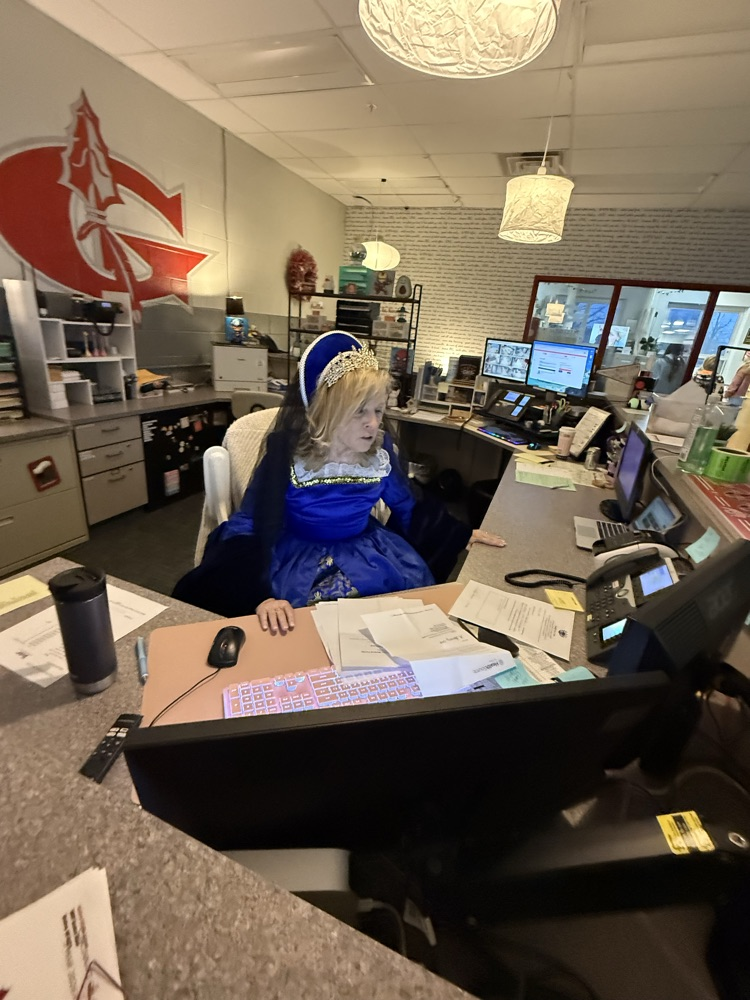 Who says the 4th quarter has to be a grind? The GMS staff decided to give the school a little royal treatment today