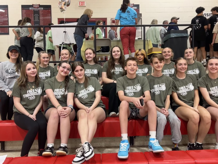 NJHS participates in free throw for kids!