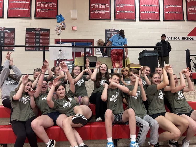 NJHS participates in free throw for kids!