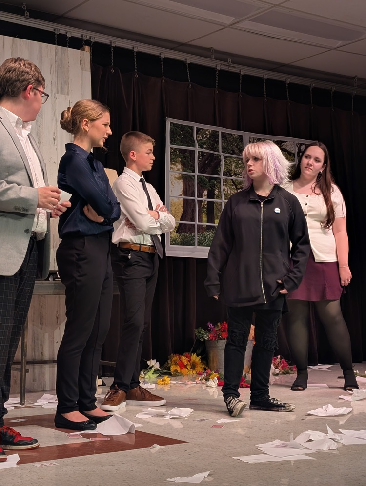 The GMS drama club presented their play, “It’s a Mad House,” over the past weekend. What an amazing show! 