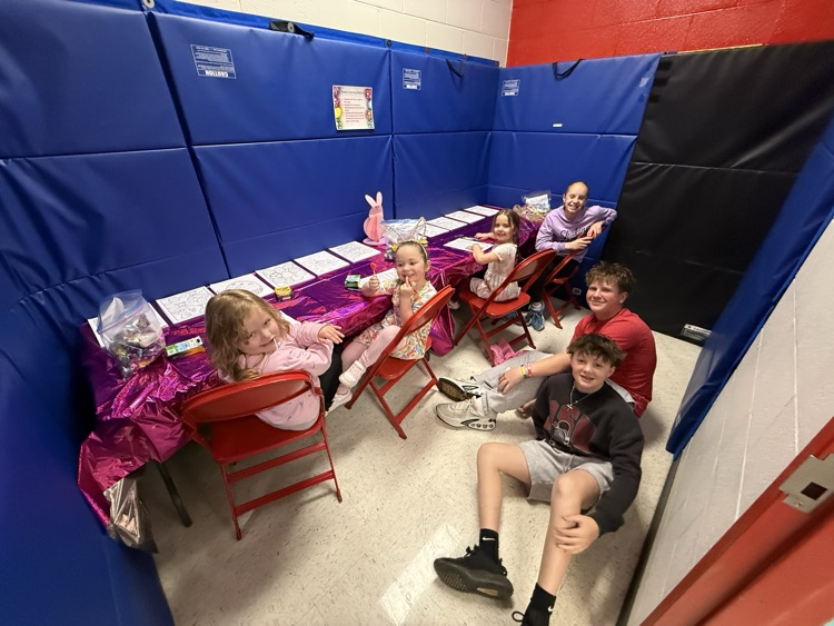 The Goshen Middle School Leo Club had a very eggciting time hosting Mrs. Burns’s full day preschool class for the Bunny Tails and Treats event today