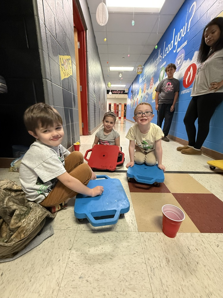 The Goshen Middle School Leo Club had a very eggciting time hosting Mrs. Burns’s full day preschool class for the Bunny Tails and Treats event today