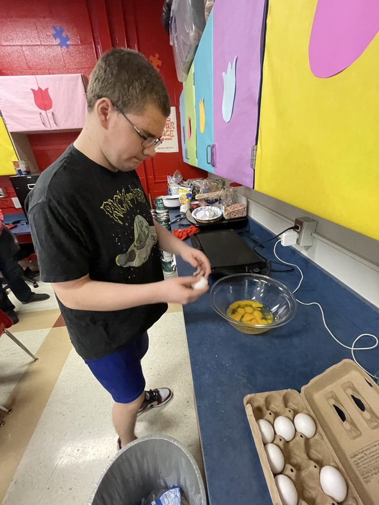 Students in Mrs. Mirus’s class enjoyed learning how to make biscuits and gravy, pancakes and scrambled eggs this morning. The results were delicious! #lifeskills