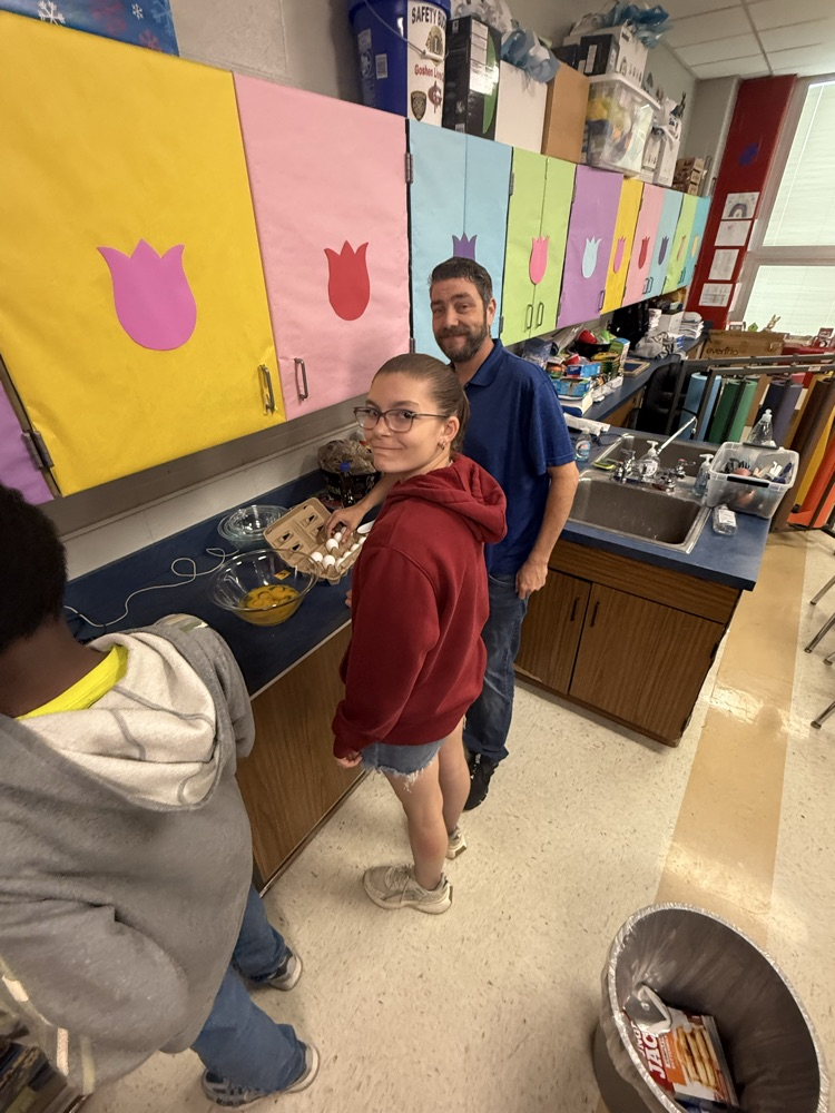 Students in Mrs. Mirus’s class enjoyed learning how to make biscuits and gravy, pancakes and scrambled eggs this morning. The results were delicious! #lifeskills