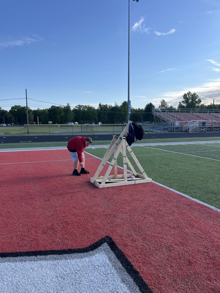 For a culminating 8th grade project Ms. Verschoor’s Wood Shop class made a trebuchet!! 50 yards is the current maximum distance.
