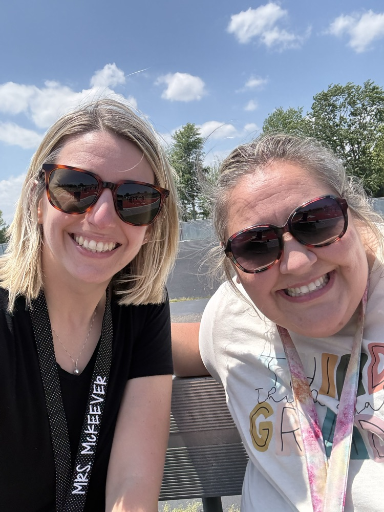 Sixth grade teacher, Mrs. McKeever, created the "Warrior Pen Pal Club" this year. She partnered with Mrs. Tunison’s third grade class and they all became pen pals! They’ve been writing to each other all year and today some of them got to meet!! 
