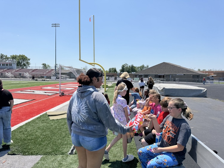 Sixth grade teacher, Mrs. McKeever, created the "Warrior Pen Pal Club" this year. She partnered with Mrs. Tunison’s third grade class and they all became pen pals! They’ve been writing to each other all year and today some of them got to meet!! 