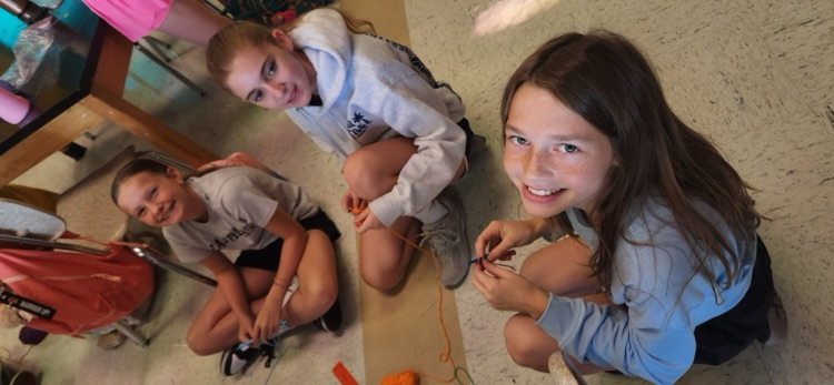 GMS students in Mrs. Mink's art classes have been super creative this week! She offers Crocheting and Doodling as a selection and here are some photos from this week!