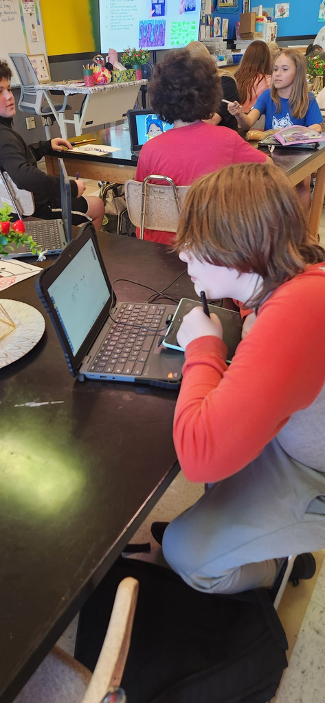 GMS students in Mrs. Mink's art classes have been super creative this week! She offers Crocheting and Doodling as a selection and here are some photos from this week!