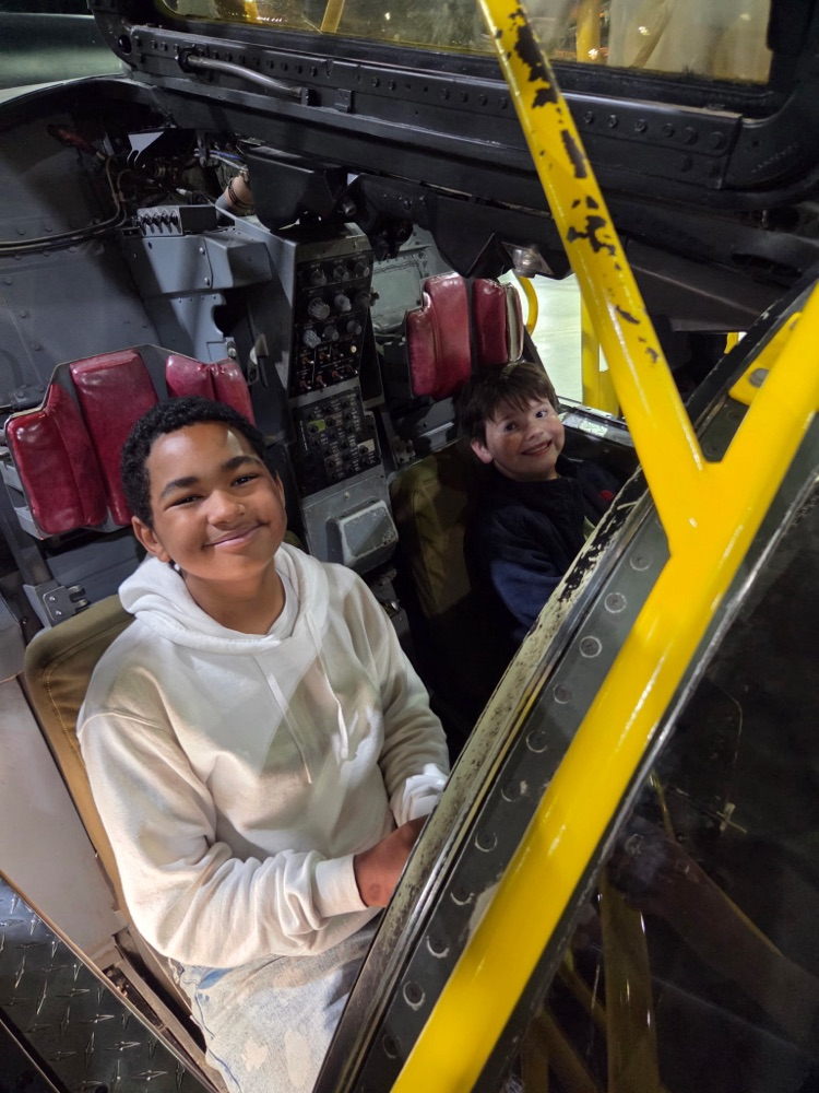 GMS students in Mr. Emerine’s two flight and space classes visited the national Museum of the Air Force last week!