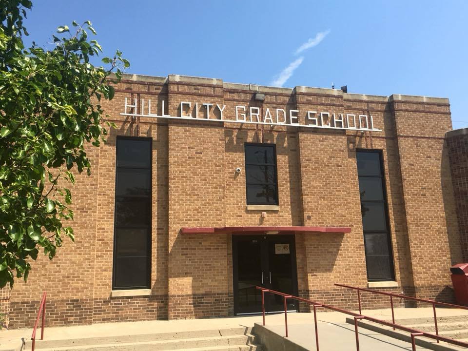 Hill City Grade School