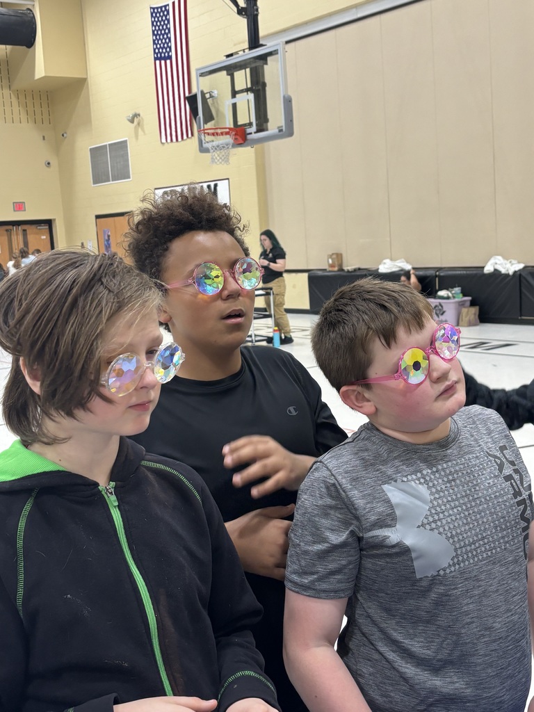 Students seeing the world through an insect's eyes.