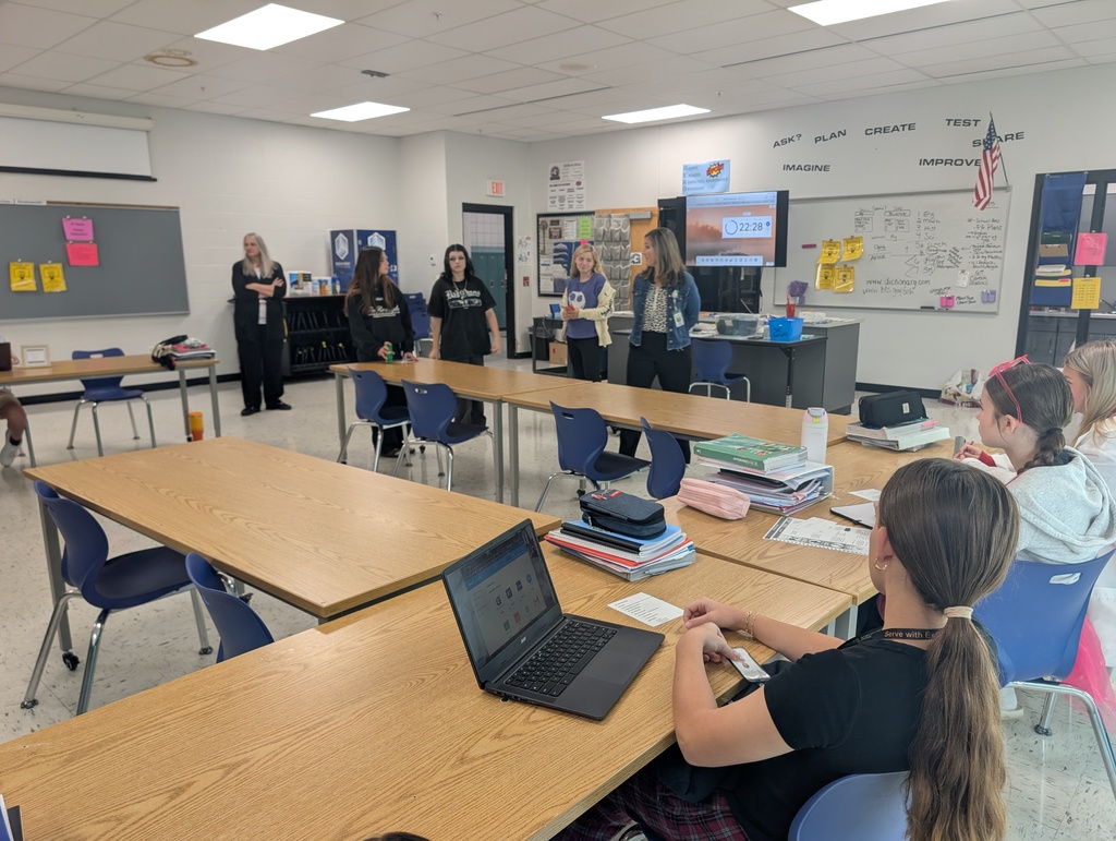 8th grade Careers & Leadership class