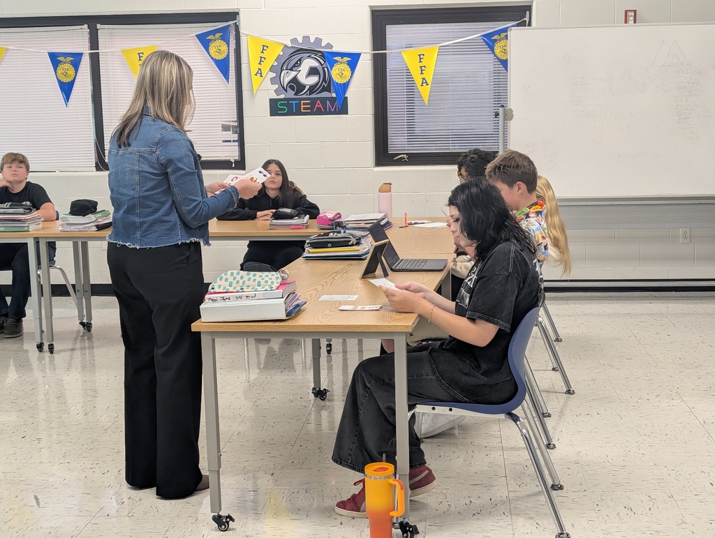 8th grade Careers & Leadership class