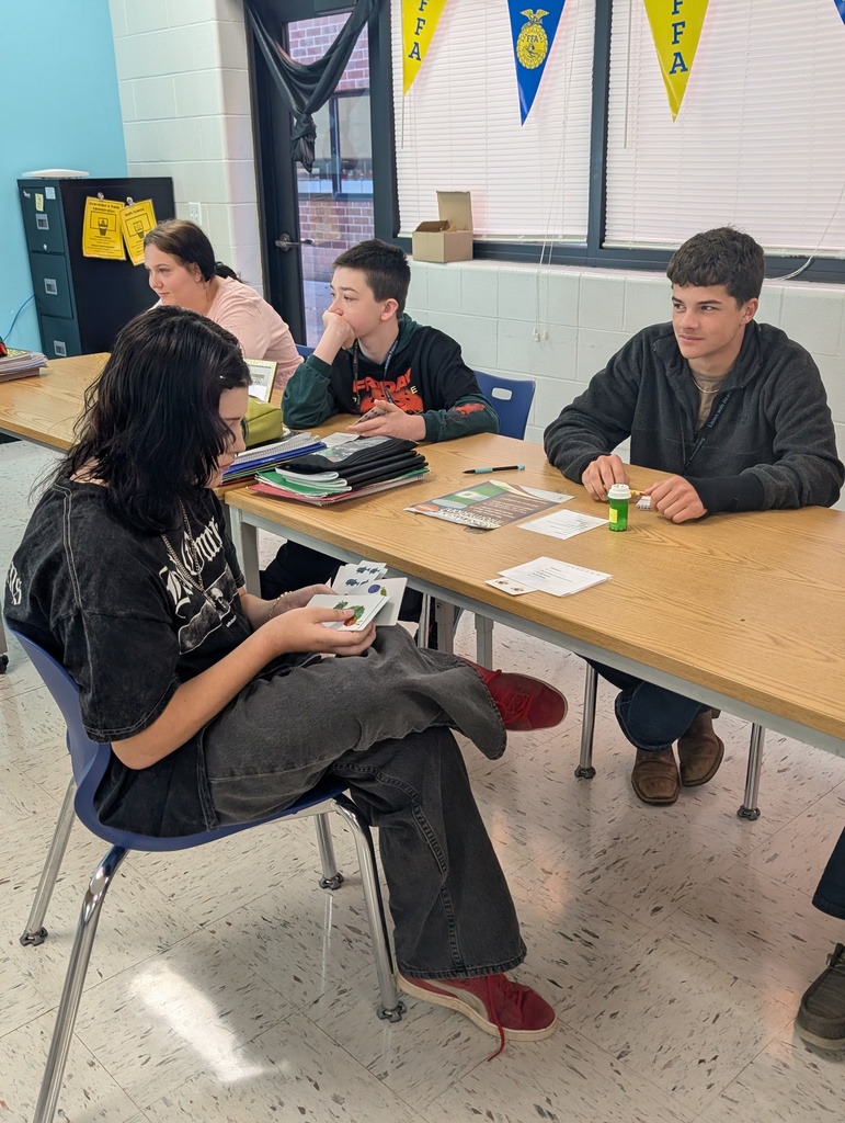 8th grade Careers & Leadership class