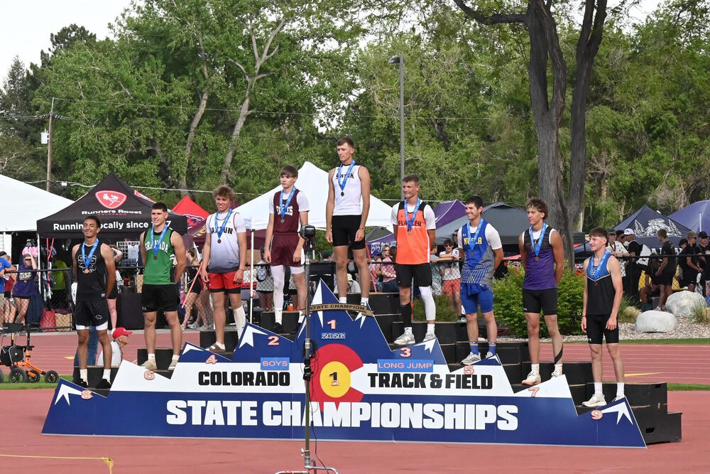 STATE PLACE FINISHER 💥🐾 The runway turned into a launchpad for Granada pride today! Congratulations to Sebastian Pizarro for earning 6th place at State with an incredible jump of 20’ 2½”! 👏🔥 Your hard work, focus, and determination carried you all the way to the podium and the Bobcat family could not be prouder. Way to represent Granada with heart and grit! 🐾🖤💚🤍