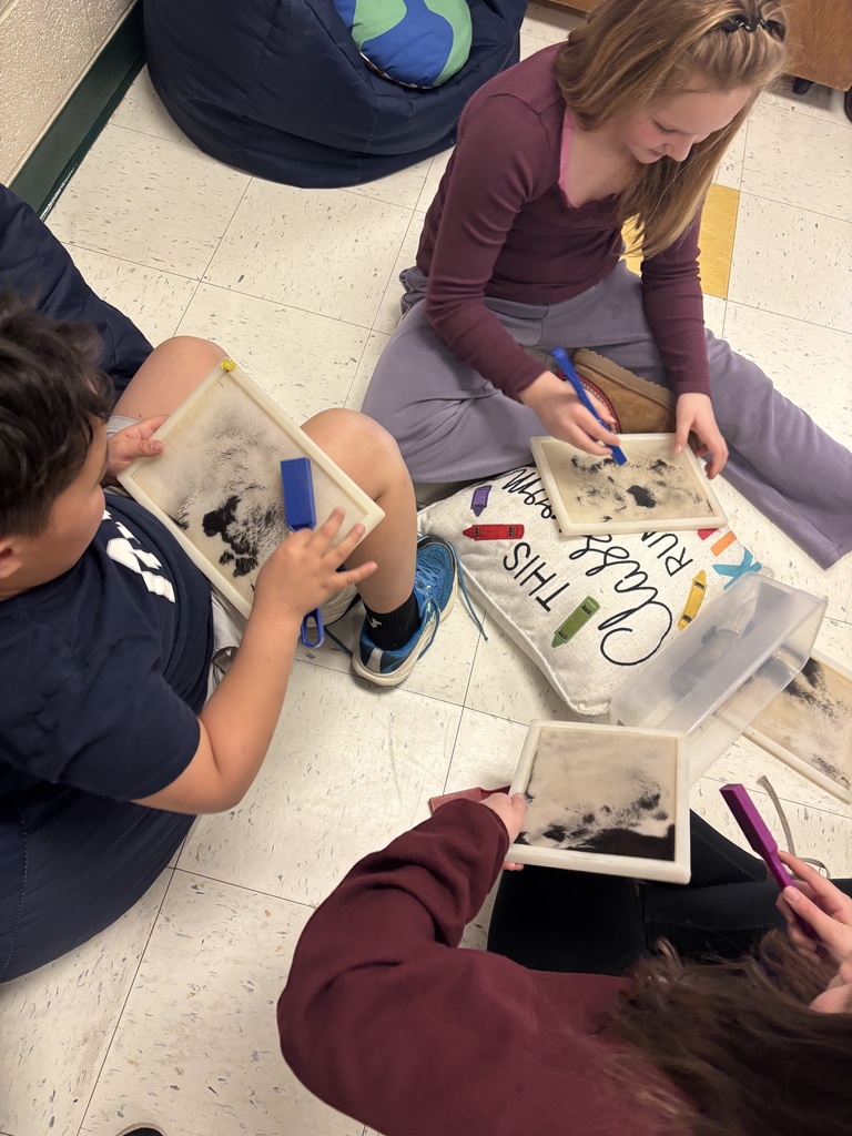 Students working in class.