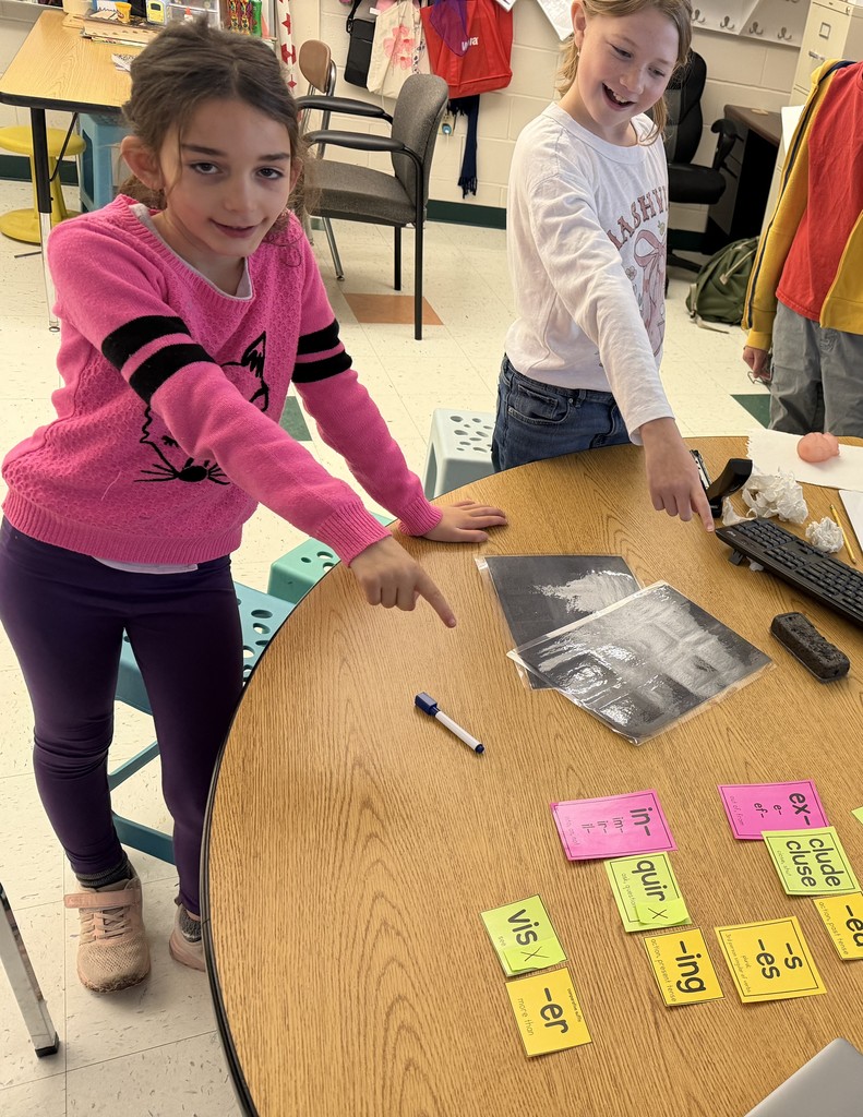 Students working in class.