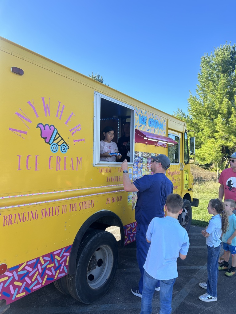 people at ice cream truck