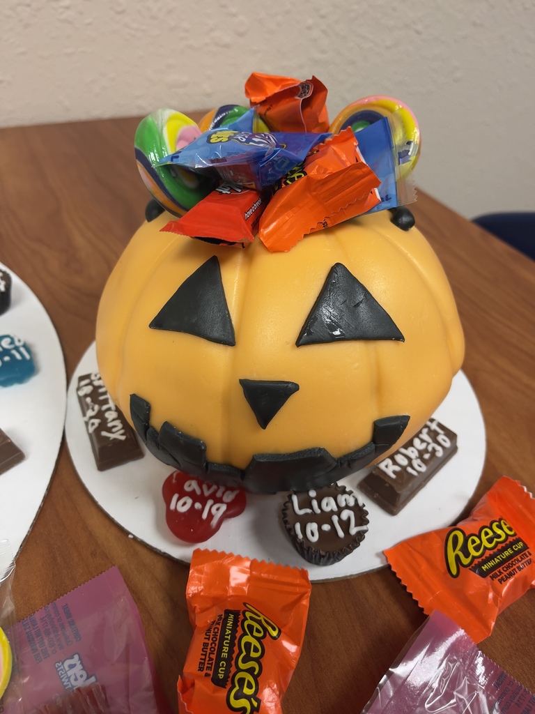jack o'lantern cake
