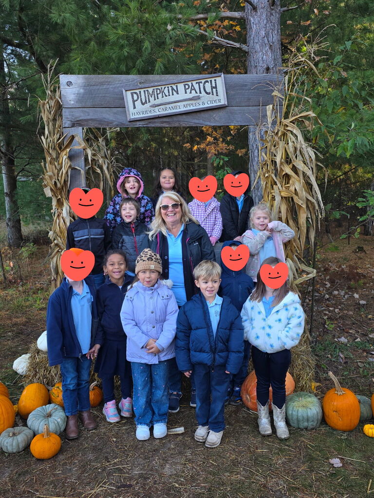 kids at the pumpkin patch