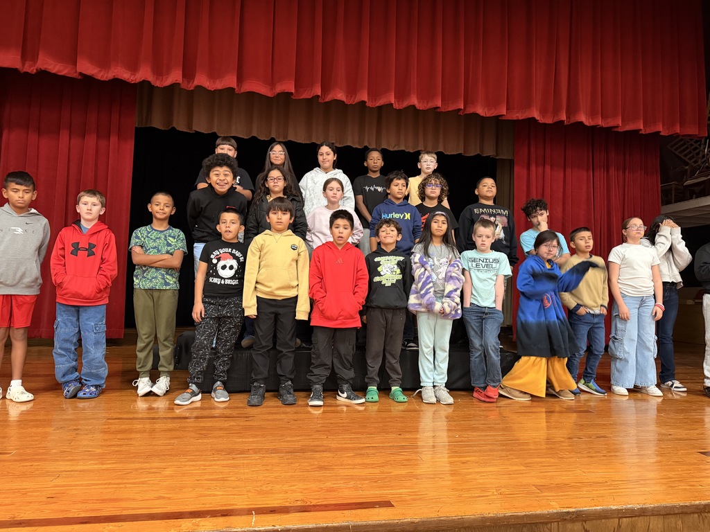 The kids are getting ready for the Christmas Program.