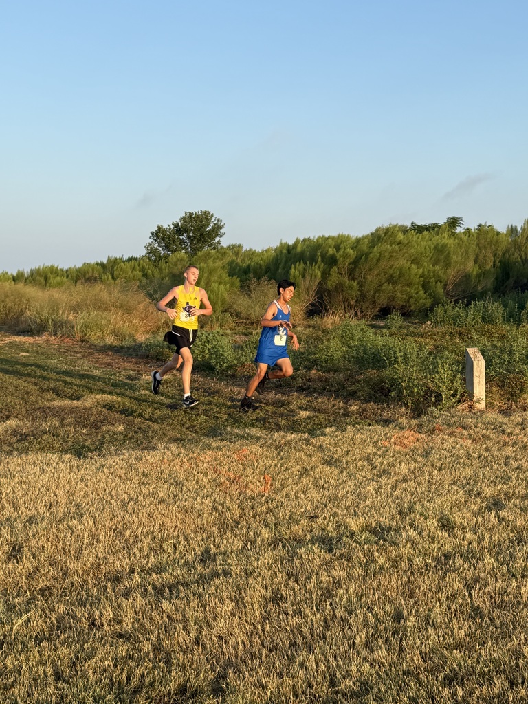 Luke Tucker 3 mile Granger Lake Chase Finish