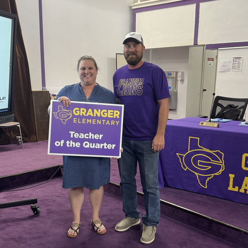 Elementary Teacher of the Quarter - Lisa Vanek