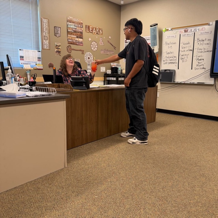 Senior thanking one of their senior class teachers.
