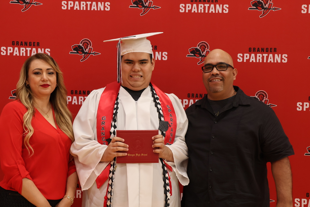 Graduate and Family 