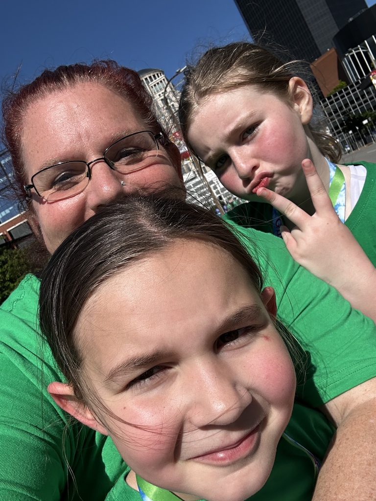 Knepper, Daisy, and Opal
