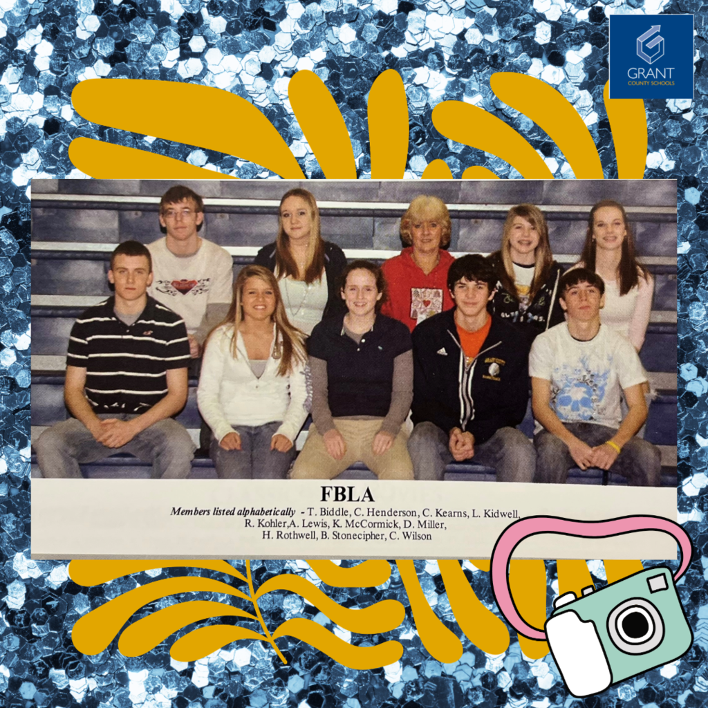 FBLA Club with 10 students smiling