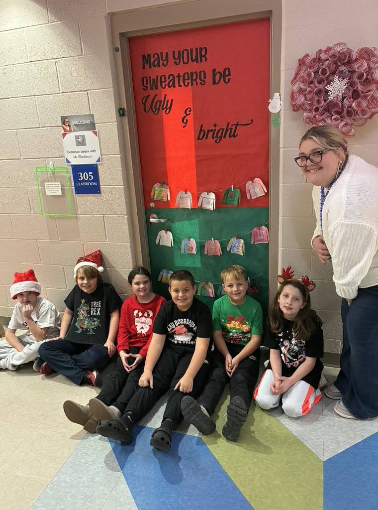 Reindeer Round Up 🎅🏻 (All Out Christmas Gear)