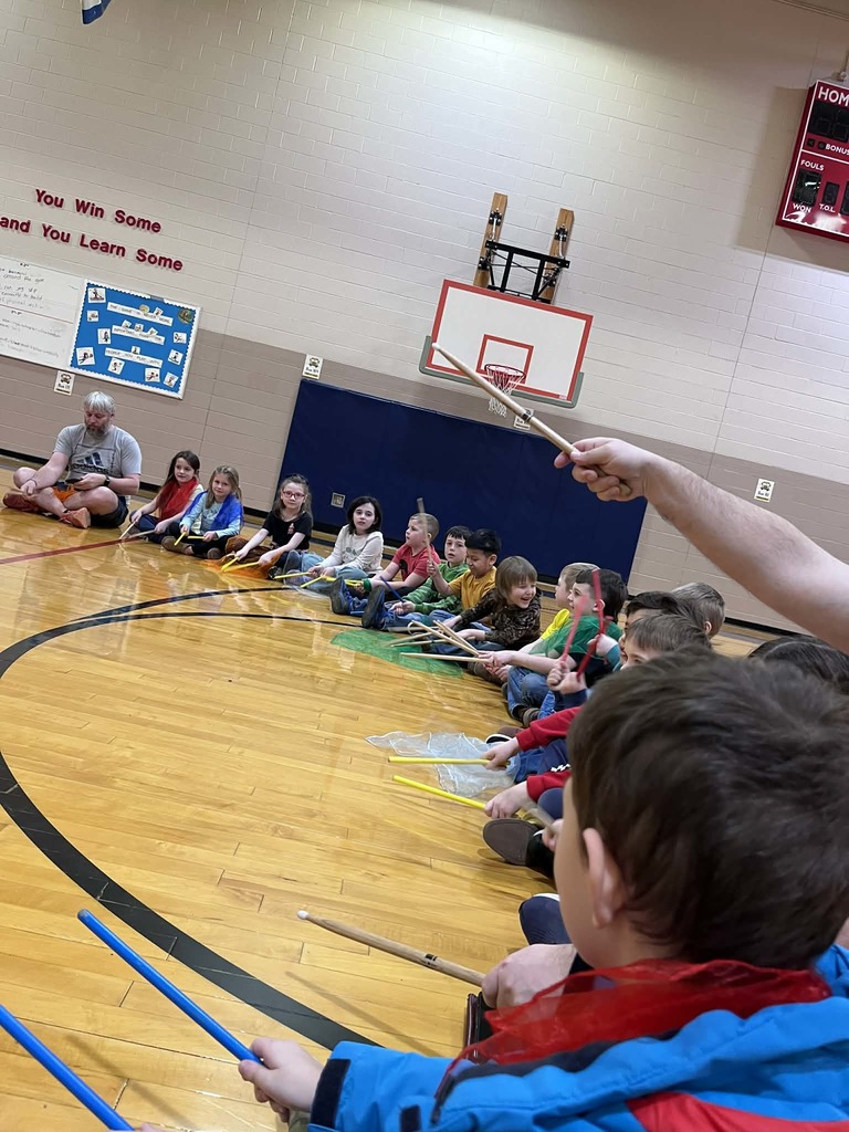 2/27 Band in a Bus 🎶 (during specials)