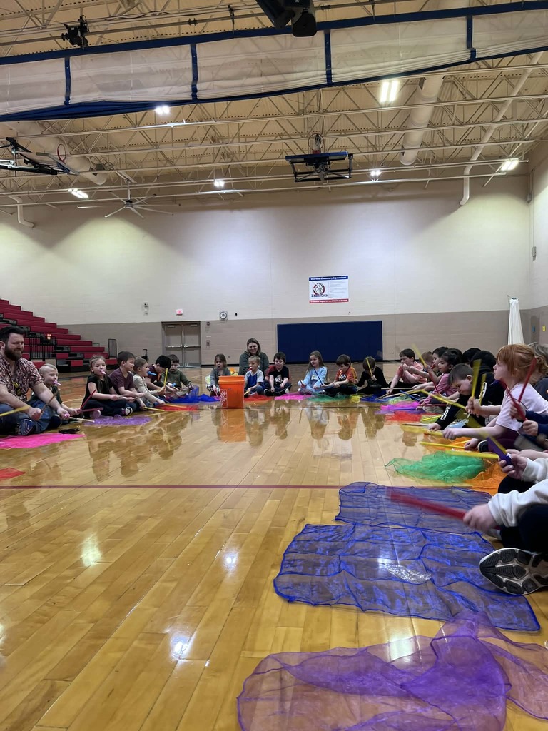 2/27 Band in a Bus 🎶 (during specials)