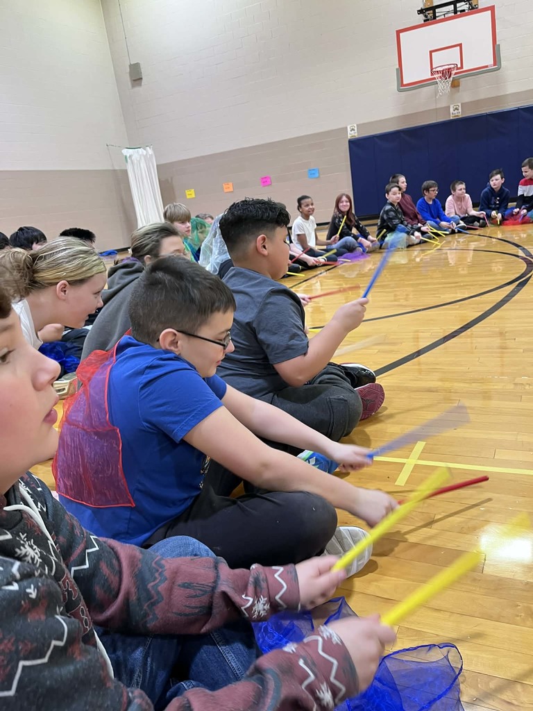 2/27 Band in a Bus 🎶 (during specials)