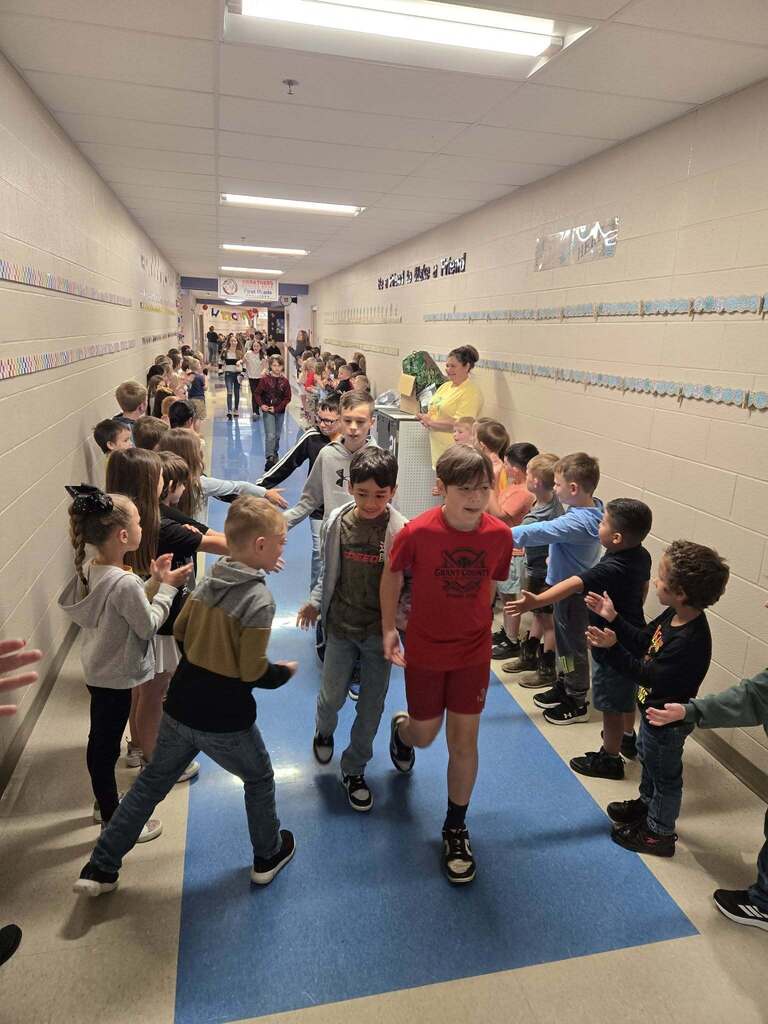 Fifth grade walk through ❤️💙