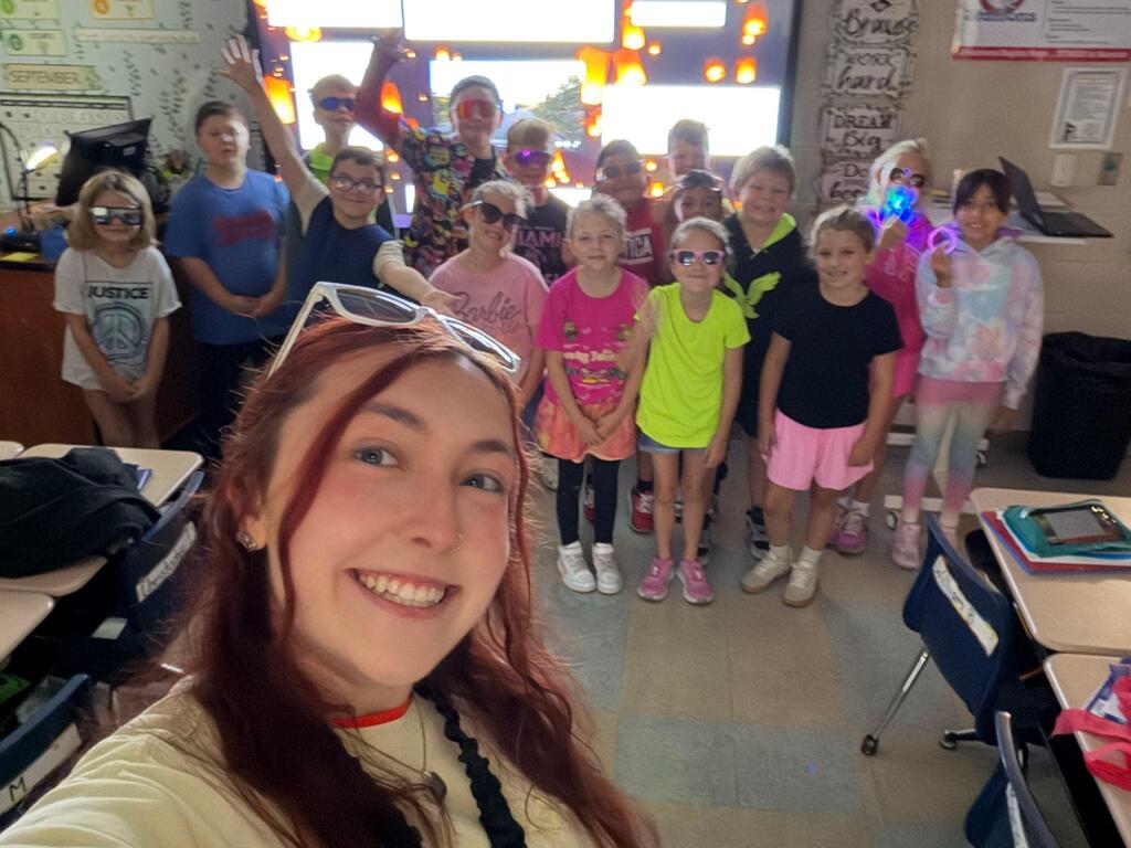 glow day