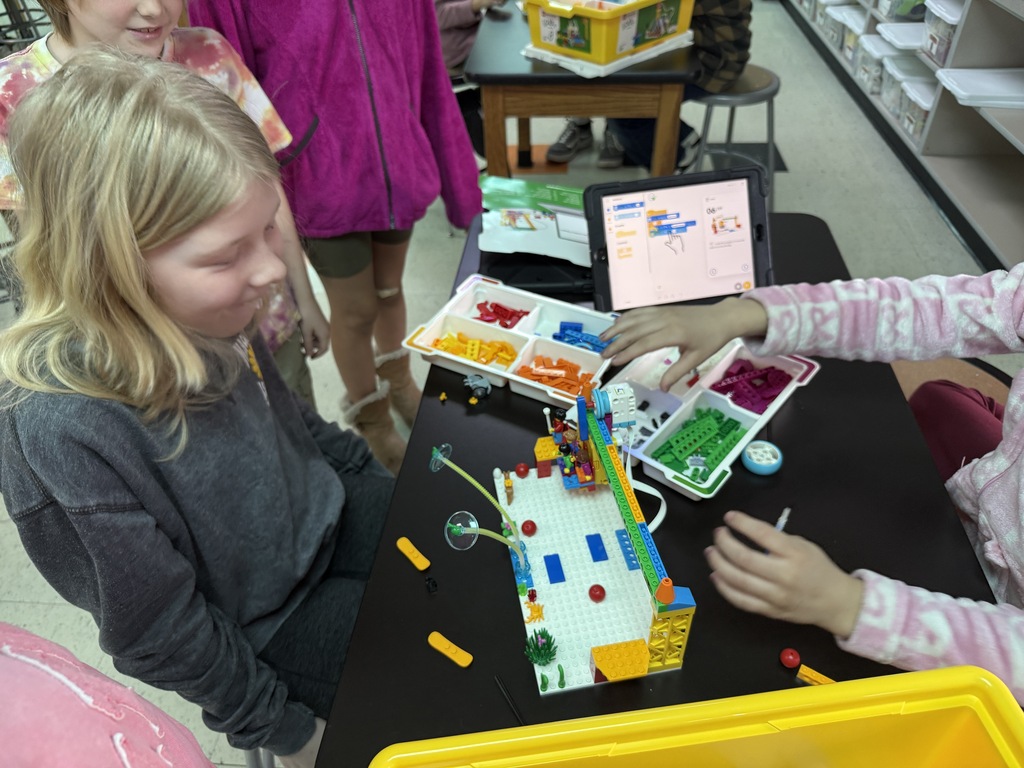 STEAM classroom with kids