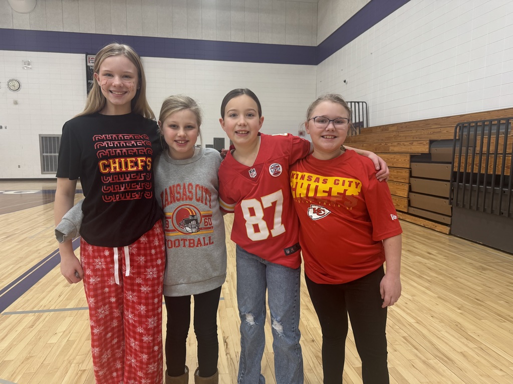 Students in Chiefs Gear