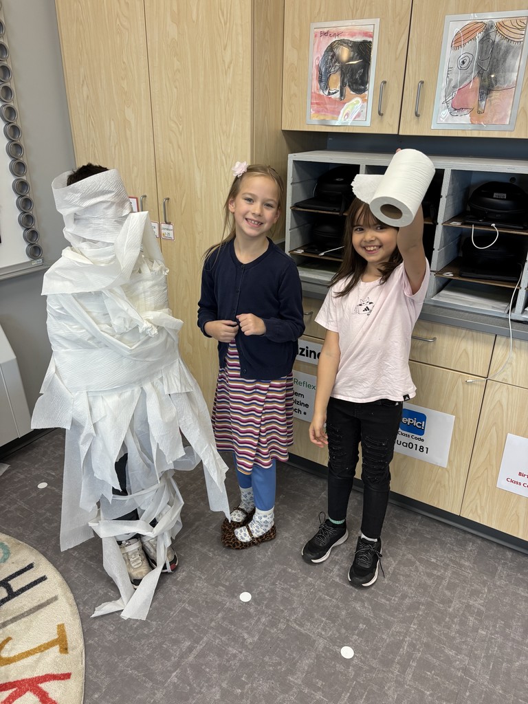 Halloween Week at GES