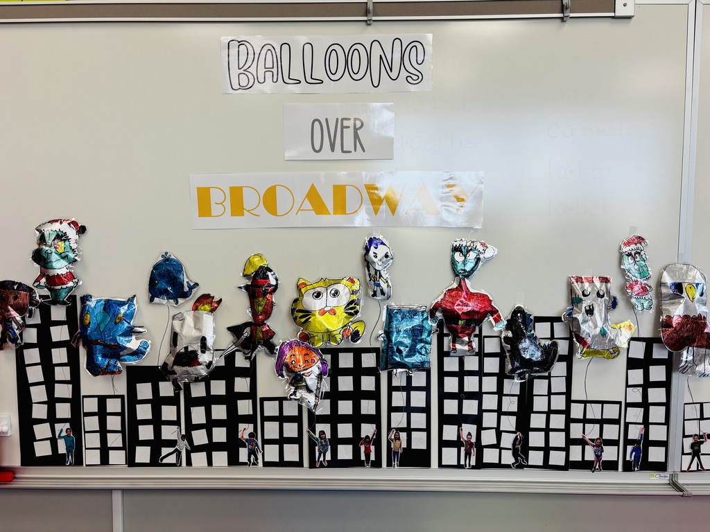 Balloons over Broadway