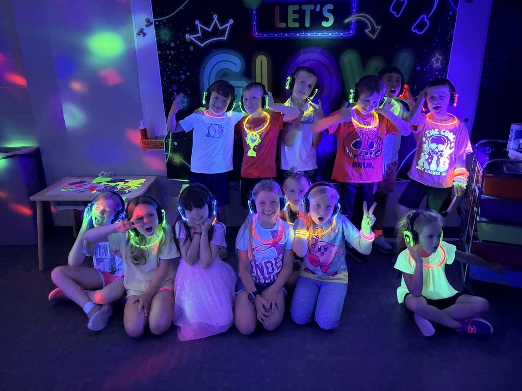GES Glow Room Fun