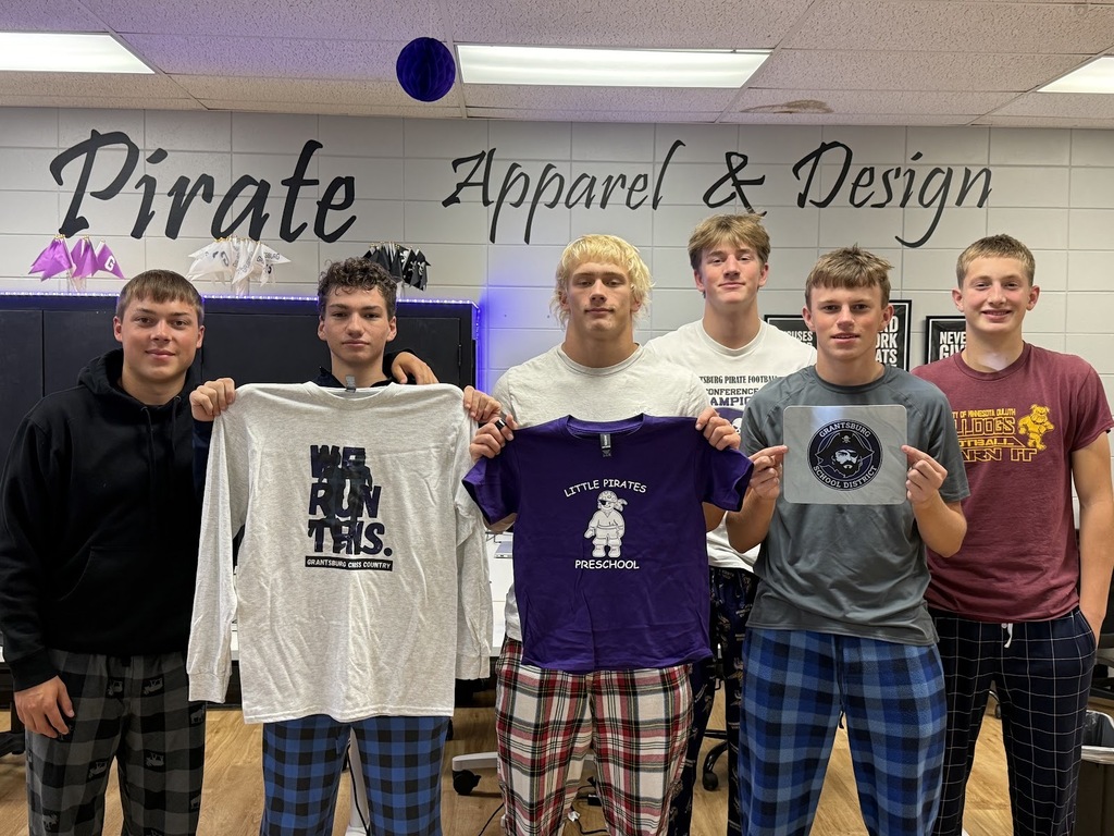 GHS Pirate Apparel & Design class photo