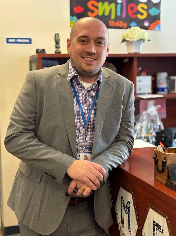 Principal Nassivera, JSHS