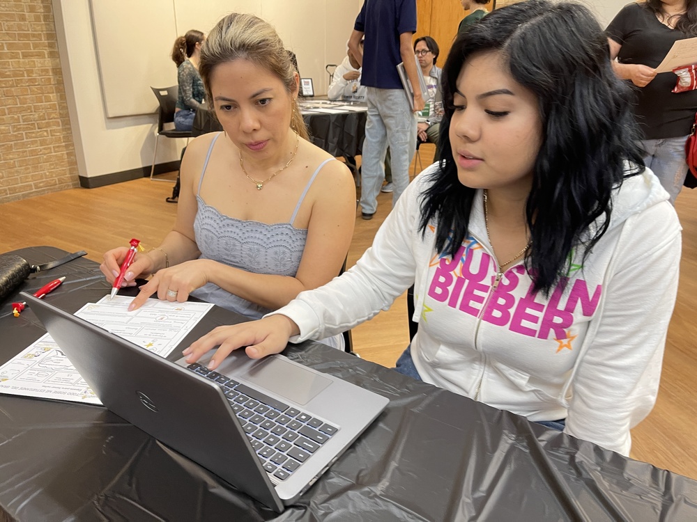 Collegiate Academy mom and daughter