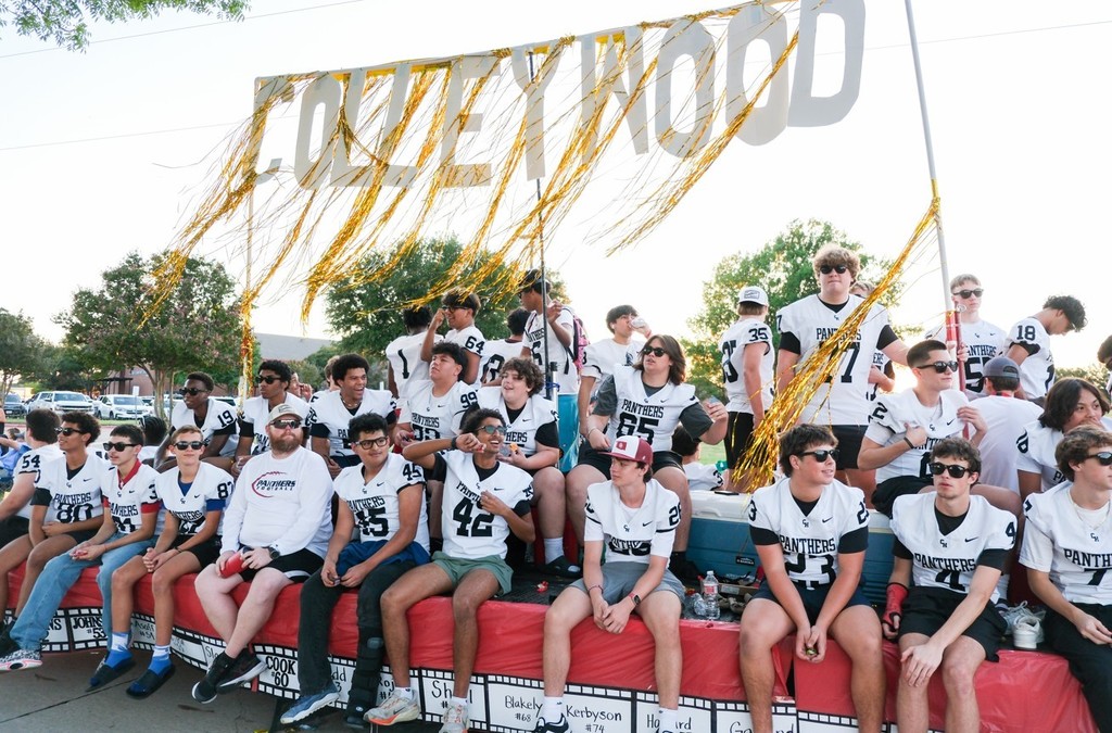 CHHS Parade
